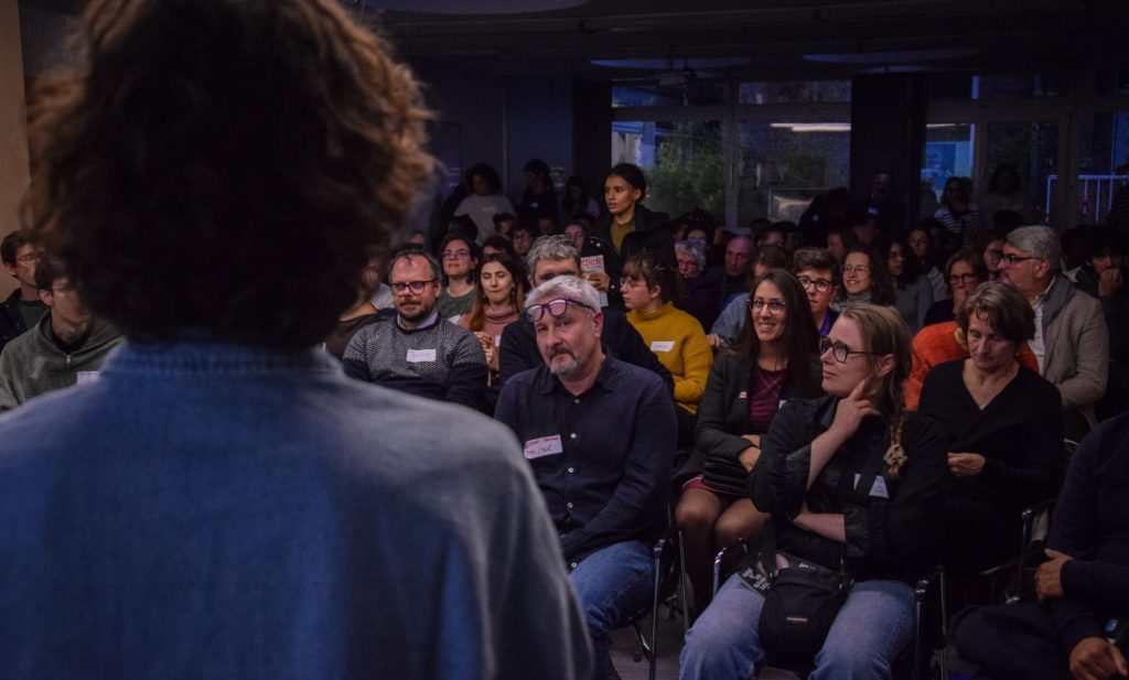 Forum ouvert - présentation du forum à un public