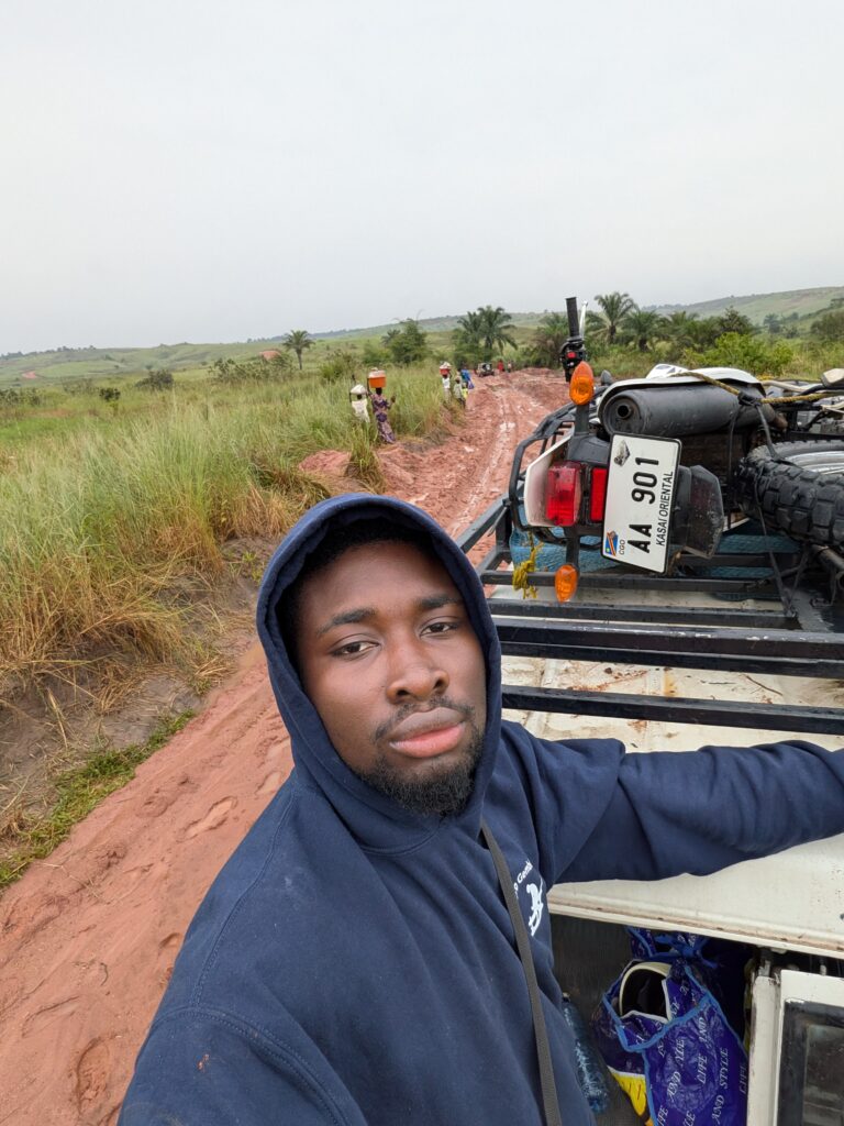 Micro-projet ARES en RDC - May'impact - Résilience climatique et coopération - Gembloux Agro-Bio Tech - trajet sur une route